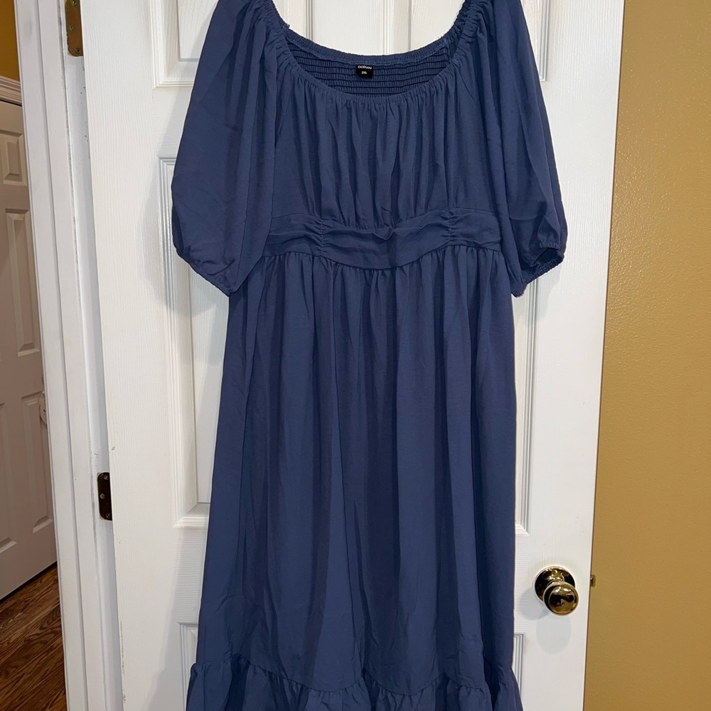 Blue Maxi Dress. NIP Size 2Xl